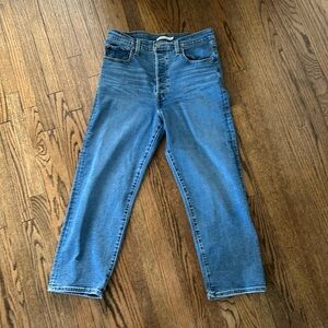 Levi’s ribcage straight ankle Jean